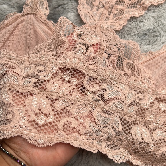 Nude lace bralette - Picture 5 of 6